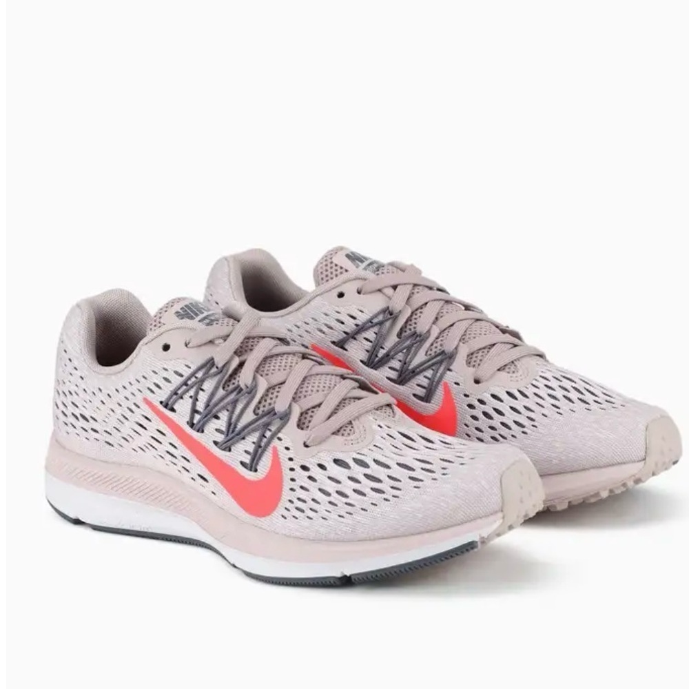 Nike Women’s Zoom Winflo 5 Rose Flash Crimson Athletic Running Sneaker Size 7